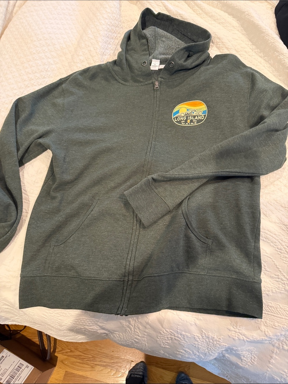 Blue 84 Charcoal Long Island Wave Graphic Hoodie